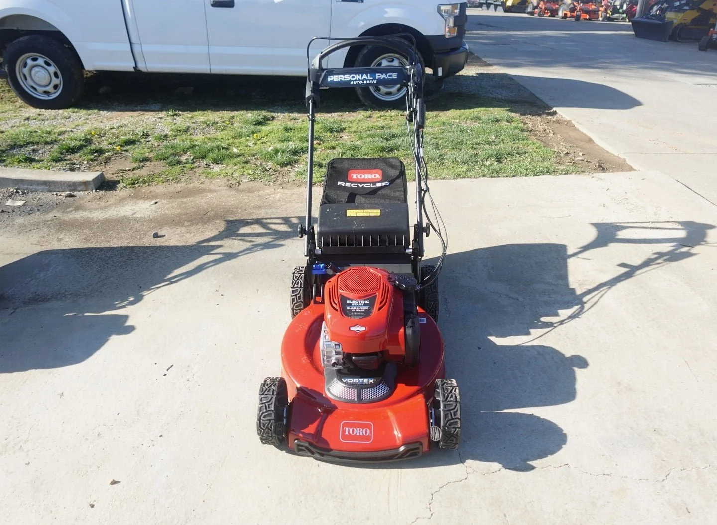 Toro 22″ Electric-Start Recycler Personal Pace Self-Propelled Gas Lawn Mowers - Image 5