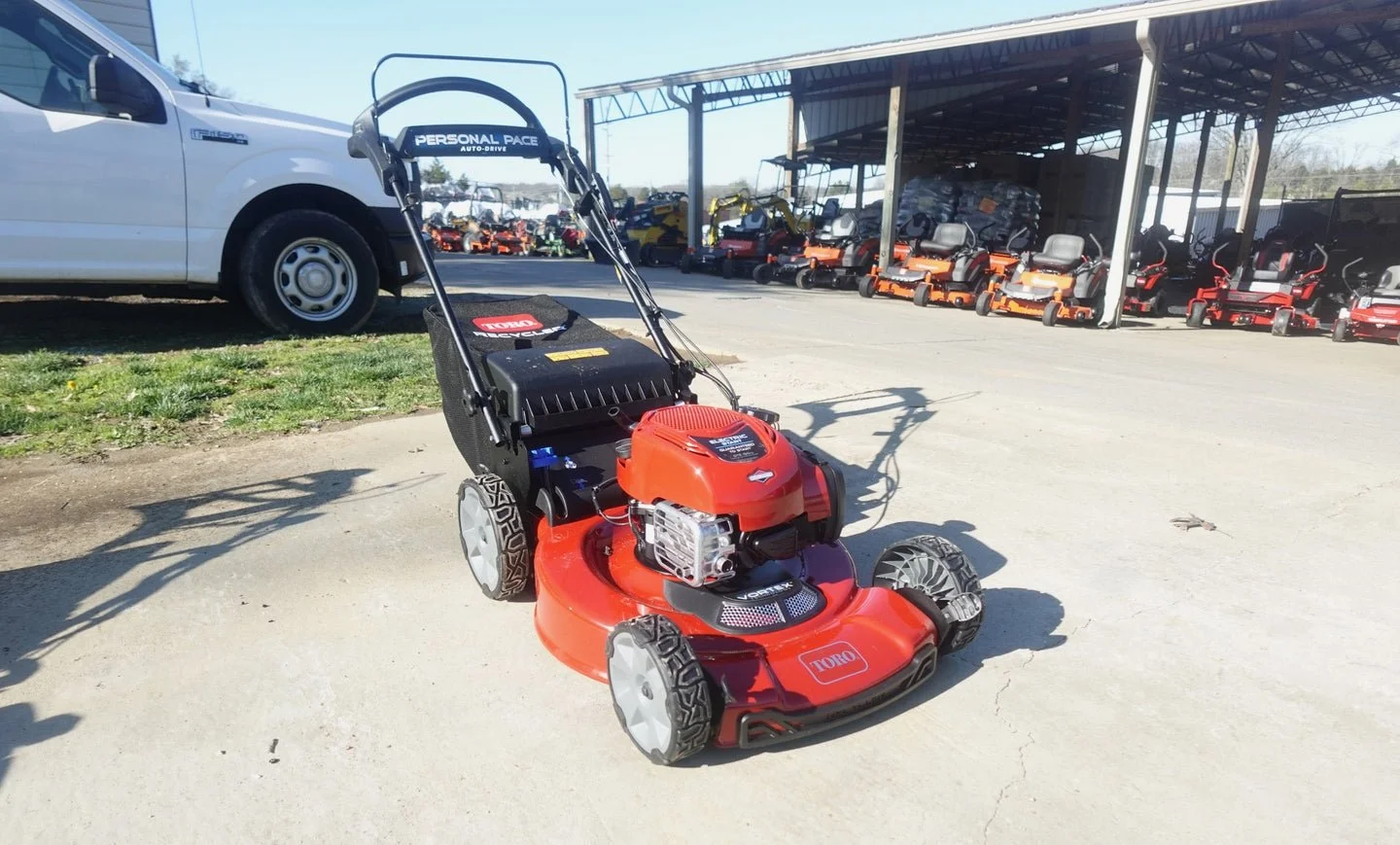 Toro 22″ Electric-Start Recycler Personal Pace Self-Propelled Gas Lawn Mowers - Image 4