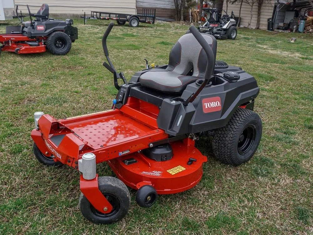 Toro 75746 42″ TimeCutter Zero Turn Mower 22HP Kohlers - Image 2