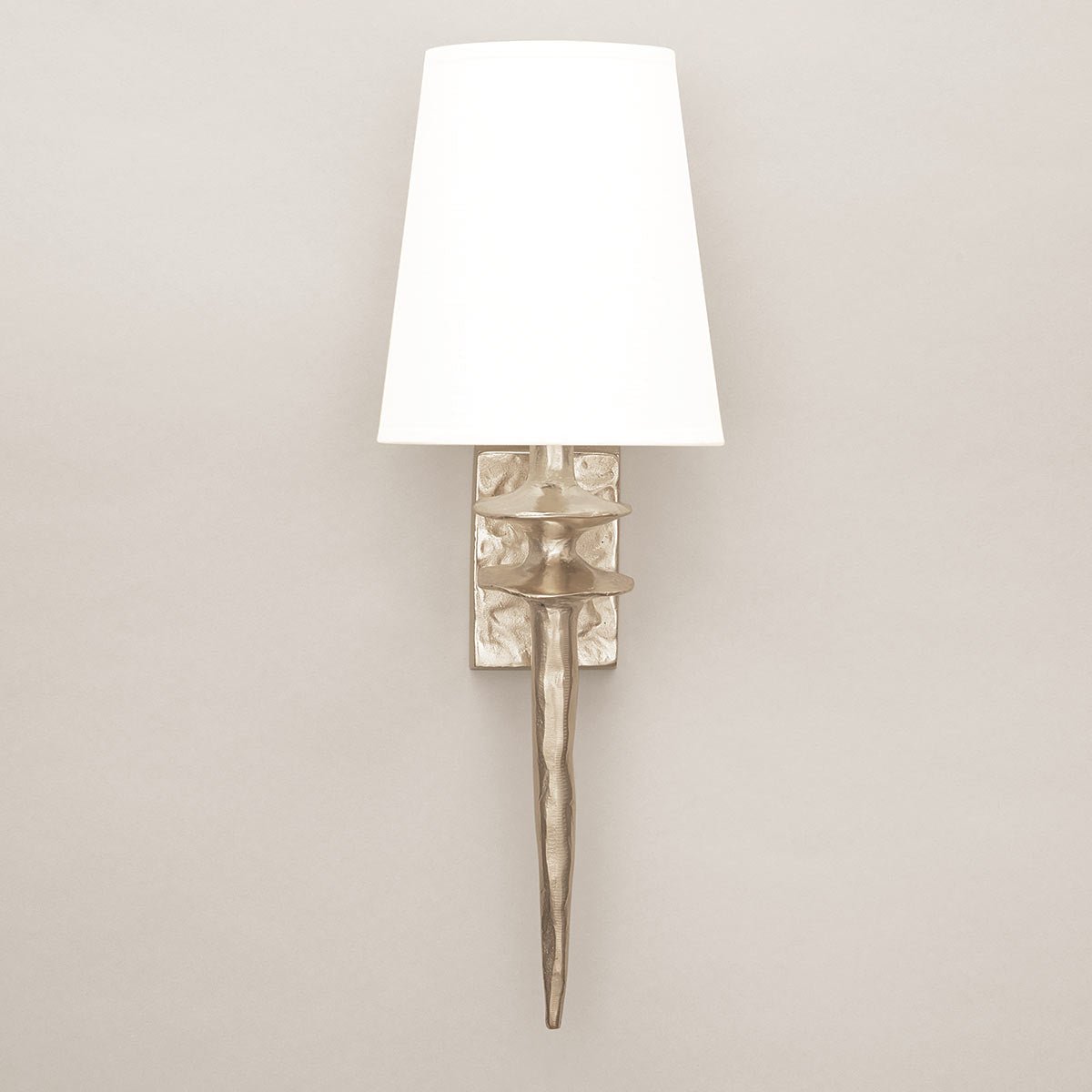 MANTRA Sconce