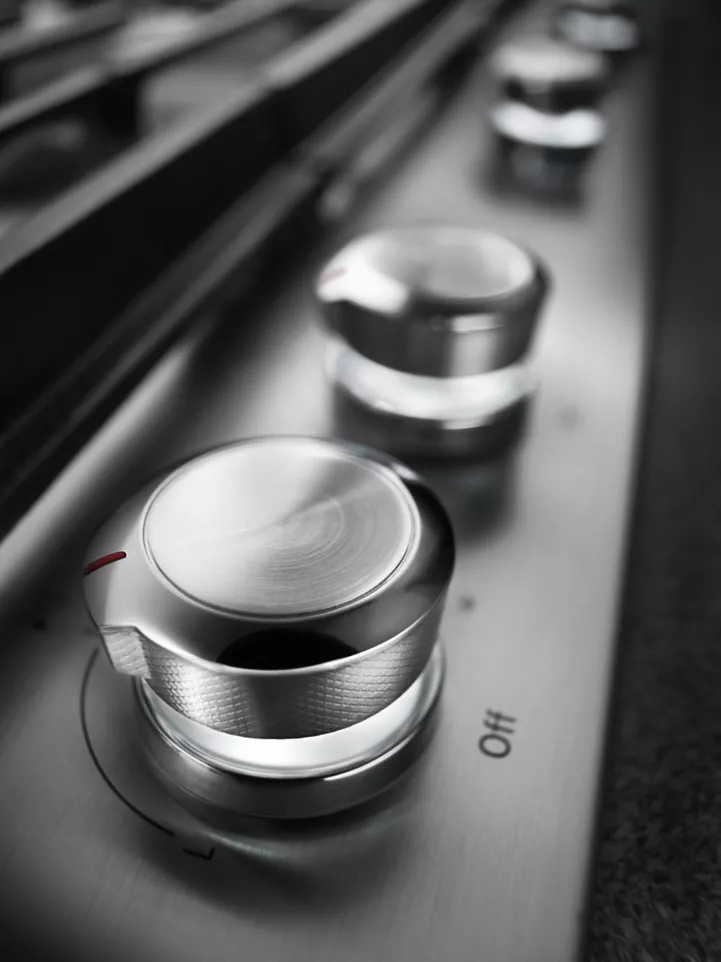 KitchenAid 36″ 5-Burner Gas Cooktops with Griddle - Image 2
